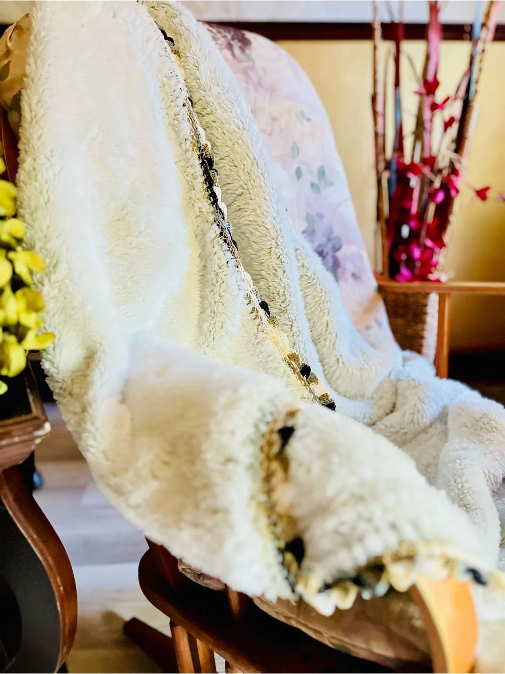 Plush White Sherpa Throw Blanket with Decorative Trim